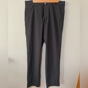 34x34 Men’s Pants Gray - Kirkland